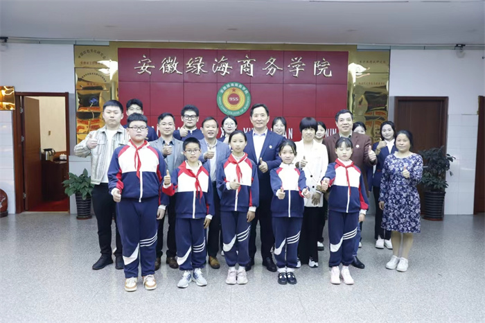 六台盒宝典资料大全2024