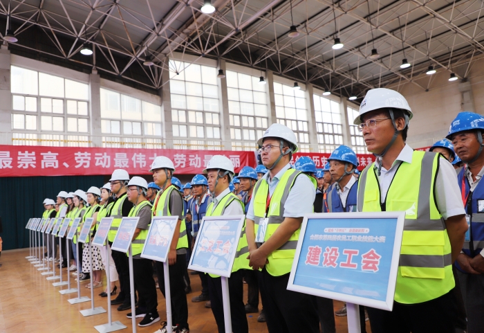 六台盒宝典资料大全2024