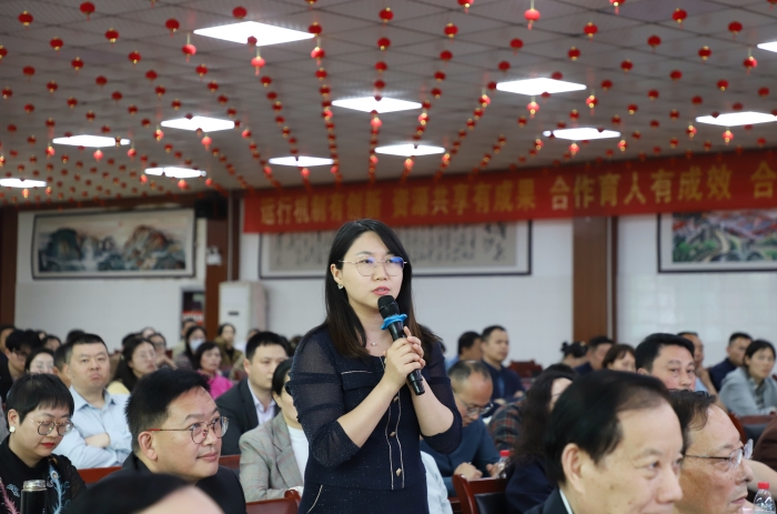 六台盒宝典资料大全2024