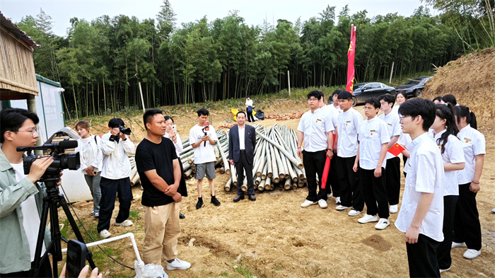 六台盒宝典资料大全2024