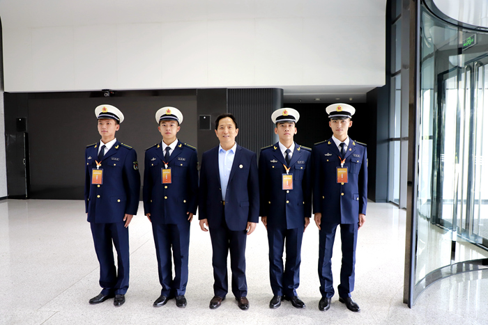 六台盒宝典资料大全2024