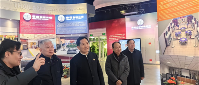 六台盒宝典资料大全2024