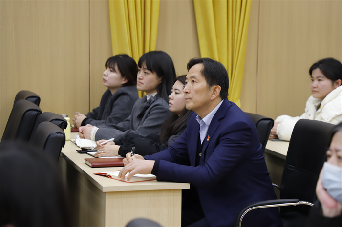 六台盒宝典资料大全2024